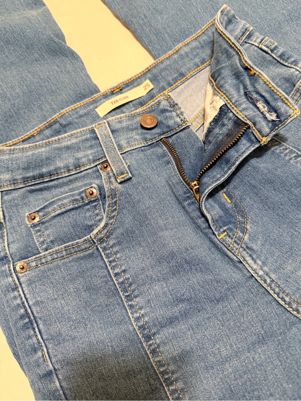 Levi's 726 Flared Denim Jeans - Picture 5 of 7